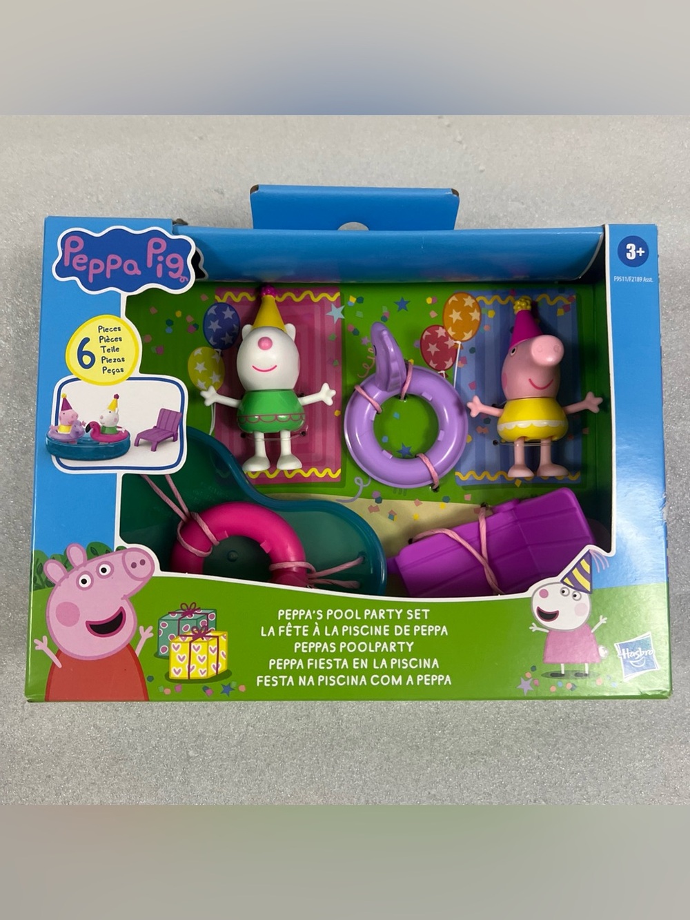 Peppa's Pool Party Set - Peppa Pig Moments 6 Pieces Pool Playset Sealed